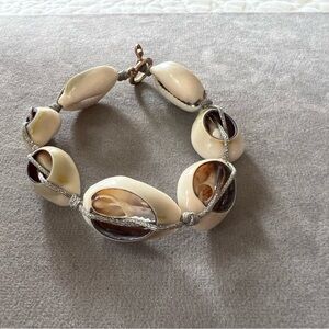 Handmade Shell Bracelet – Unique Coastal Charm! 🌊